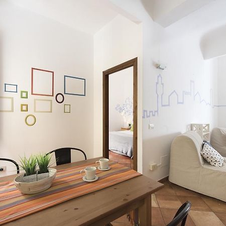 Faenza Double Apartment ฟลอเรนซ์ ภายนอก รูปภาพ