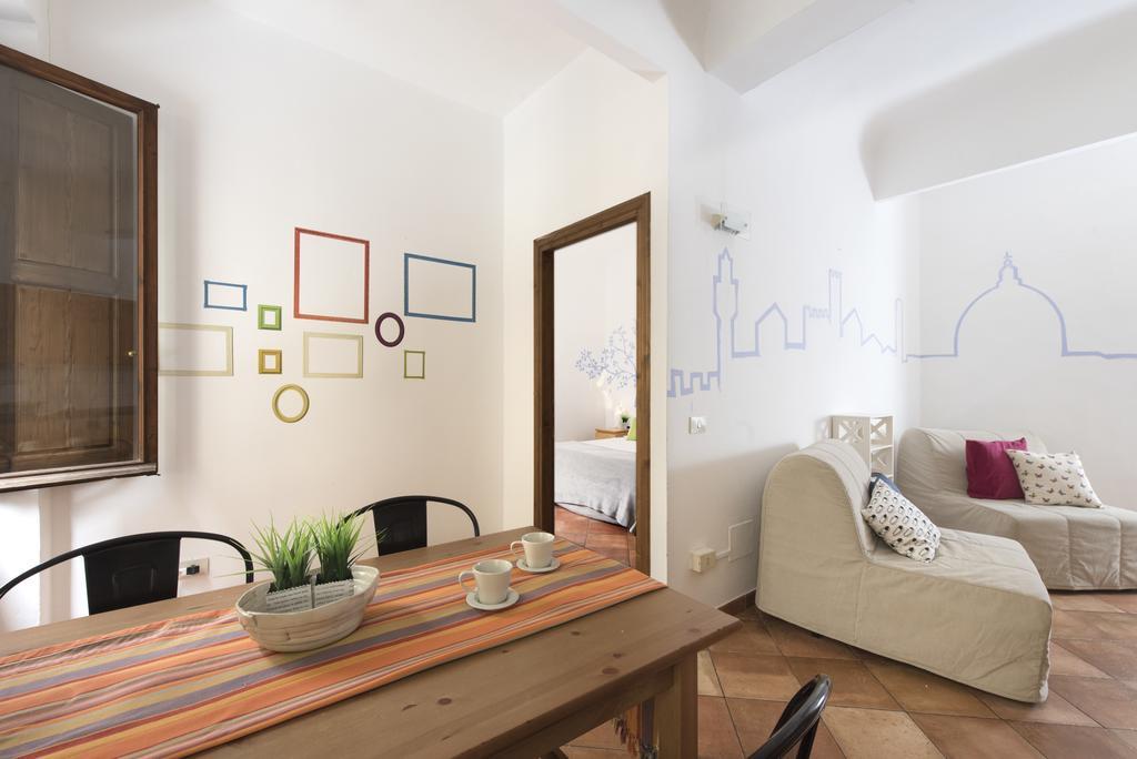 Faenza Double Apartment ฟลอเรนซ์ ภายนอก รูปภาพ